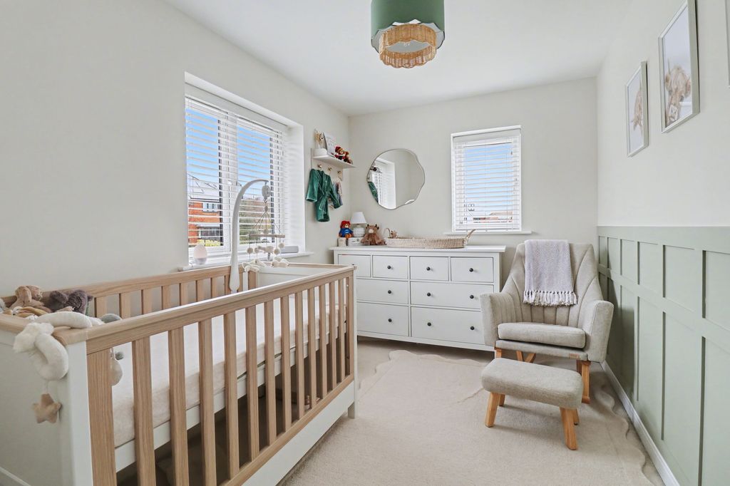 Additional image 14 of 3 bed semi-detached house for saleClaypit Copse, Bursledon SO31
