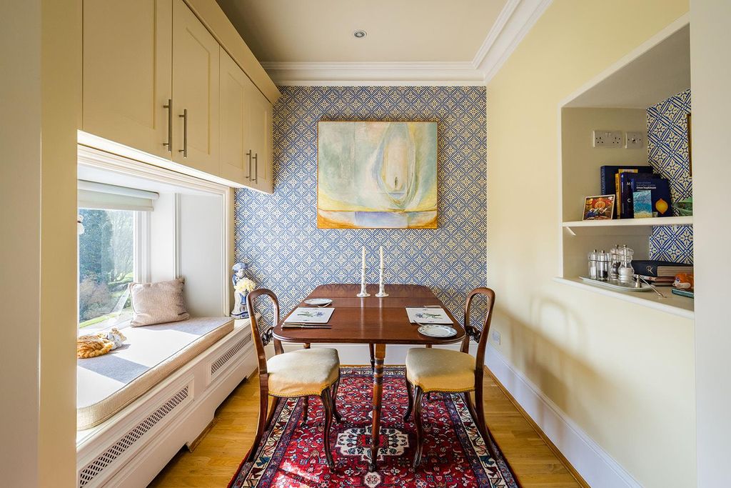 Additional image 8 of 3 bed flat for saleSnowdenham Hall, Snowdenham Lane Bramley, Guildford GU5