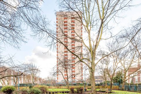 Guildford Road, Stockwell, London SW8