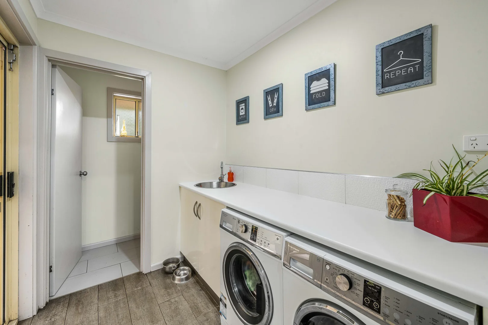 Additional image 13 of 8 Howland Street, Mount Gambier SA 5290