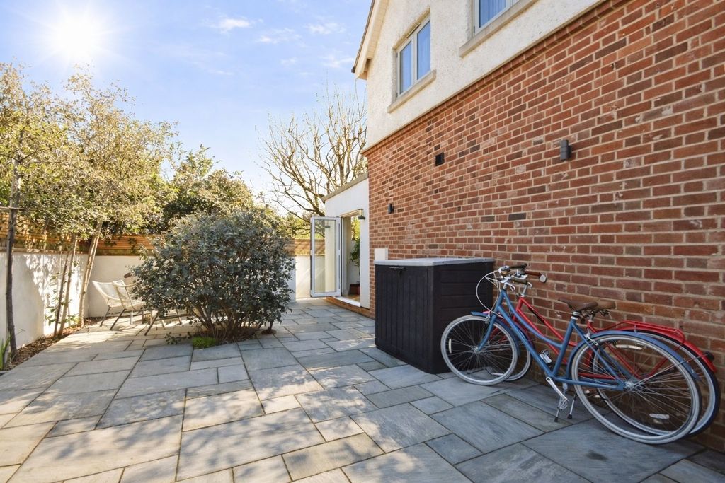 Additional image 30 of 3 bed semi-detached house for saleSeacroft Road, Broadstairs, Kent CT10