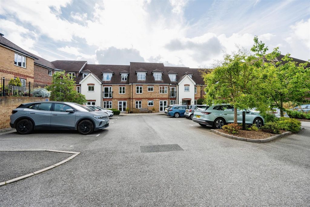 Additional image 32 of 1 bed flat for saleSt Rumbolds Court, Buckingham Road, Brackley NN13