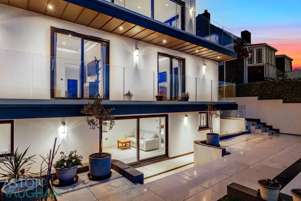 Additional image 9 of 6 bed detached house for saleRoedean Road, Brighton BN2