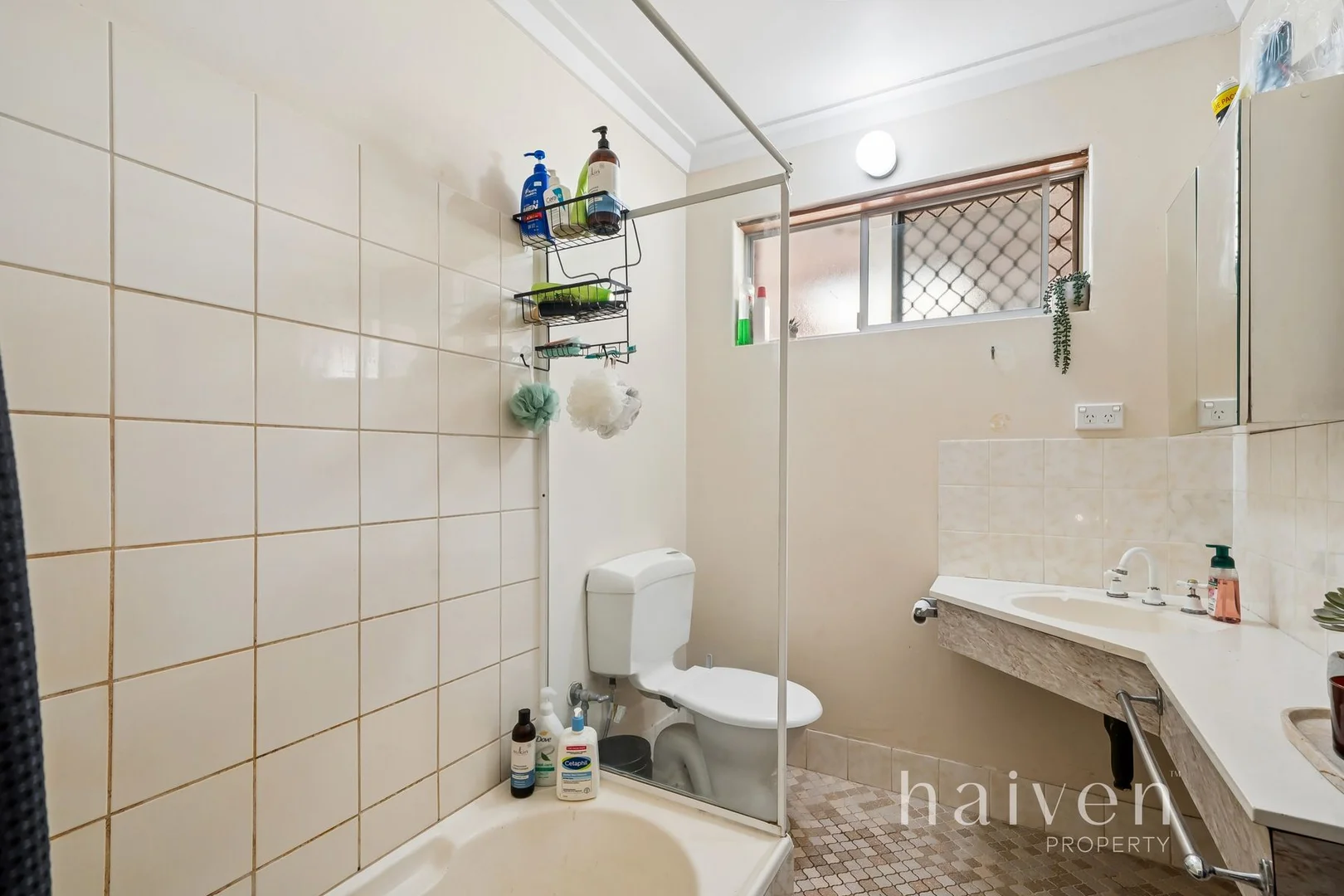 Additional image 15 of 18 Chilham Place, Gosnells WA 6110