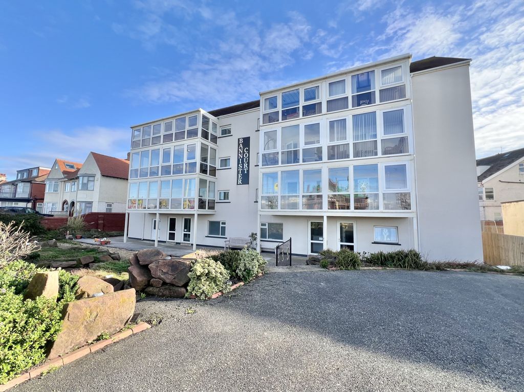 2 bed flat for saleBannister Court, Bispham FY2