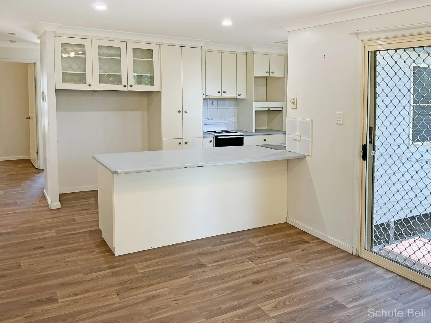 74 Falcon St, Longreach QLD 4730 photo 5