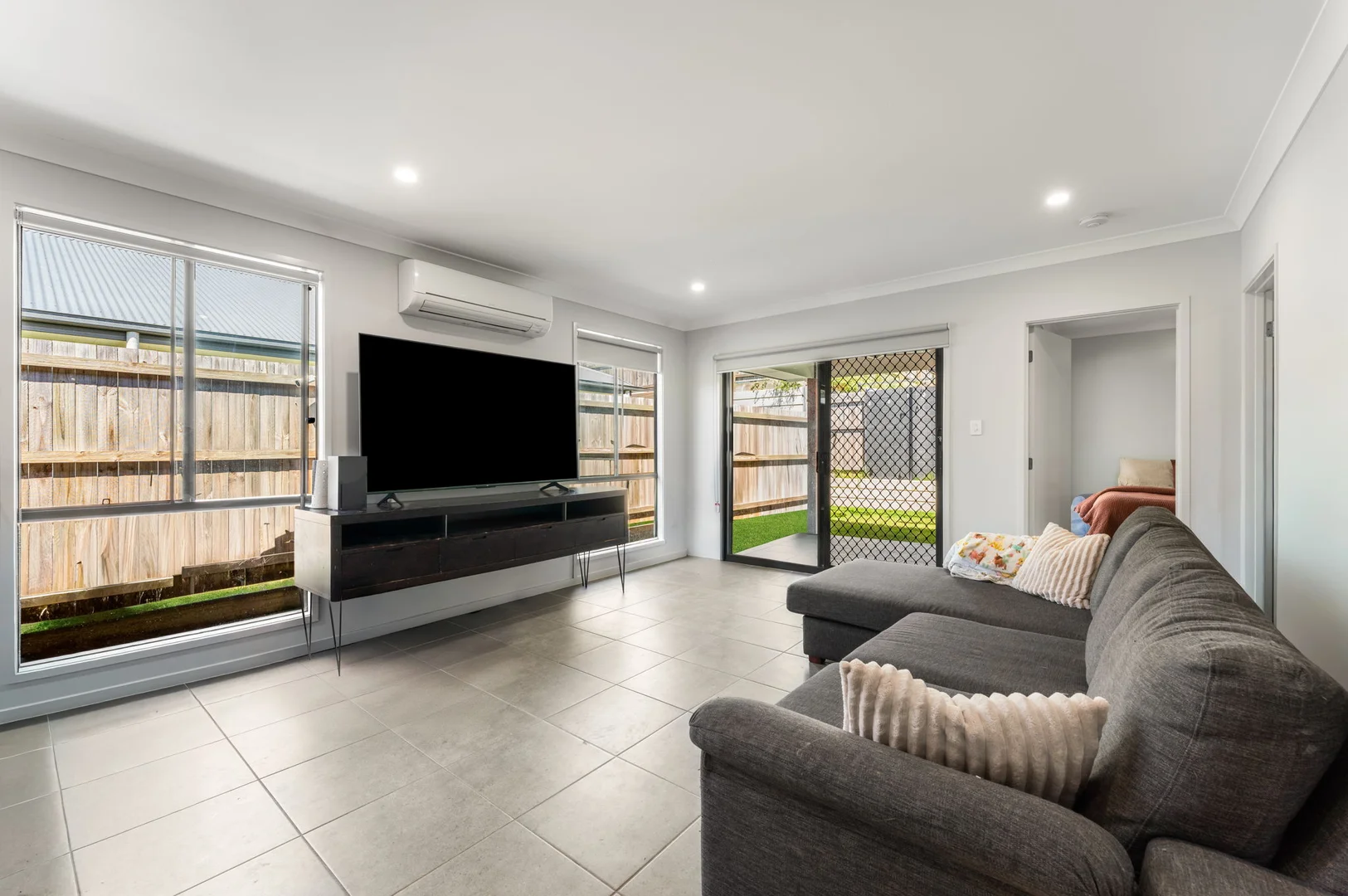 Additional image 5 of 34 Maranoa Street, Logan Reserve QLD 4133