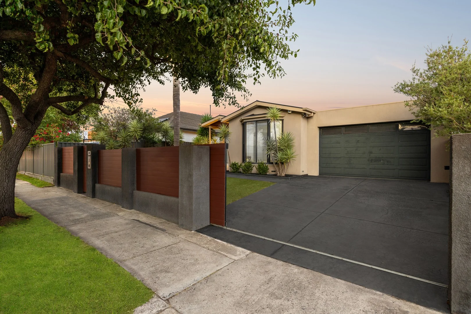 3 Pauline Avenue, Dingley Village VIC 3172