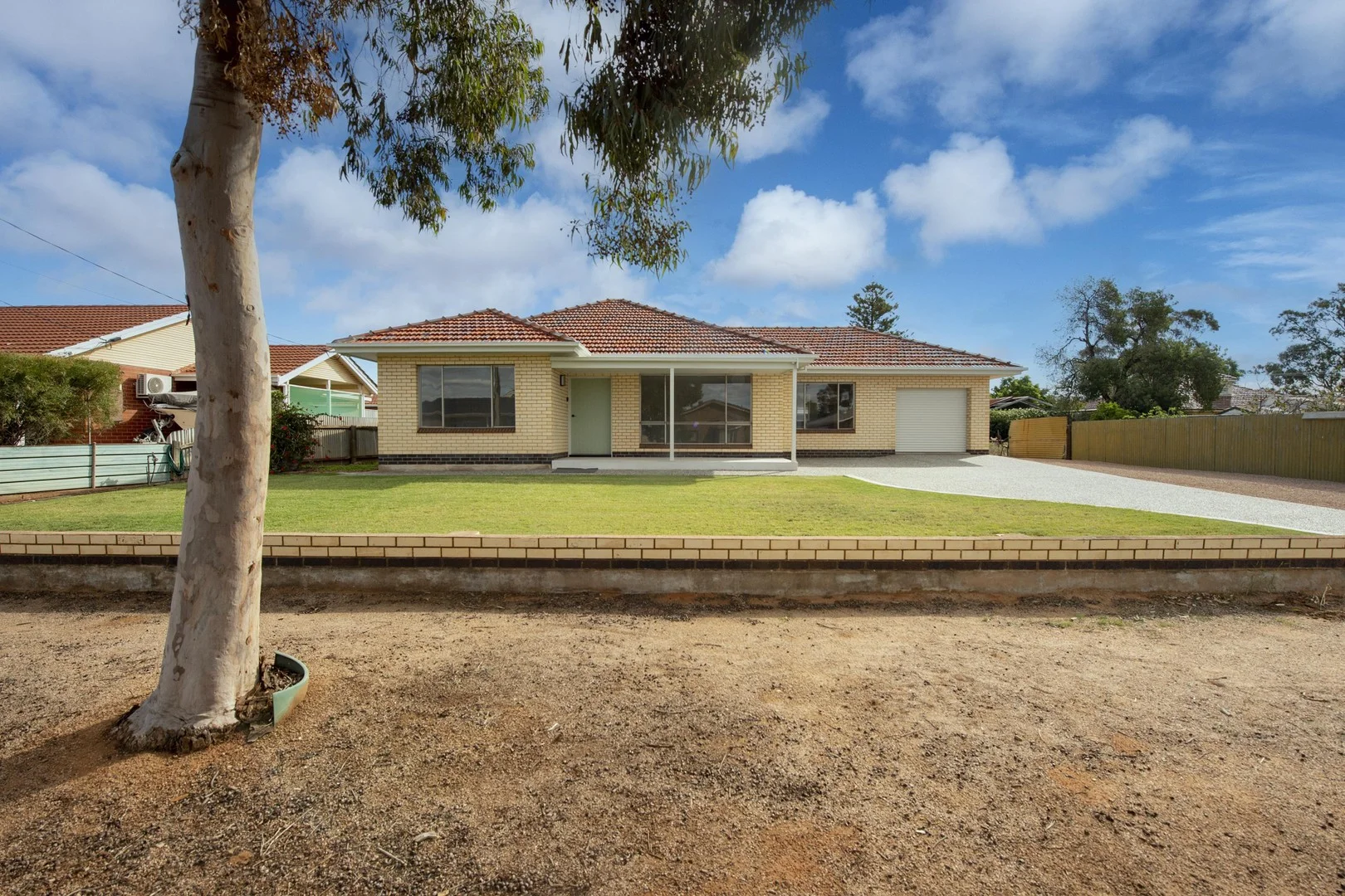 4 Una Avenue, Port Pirie South SA 5540