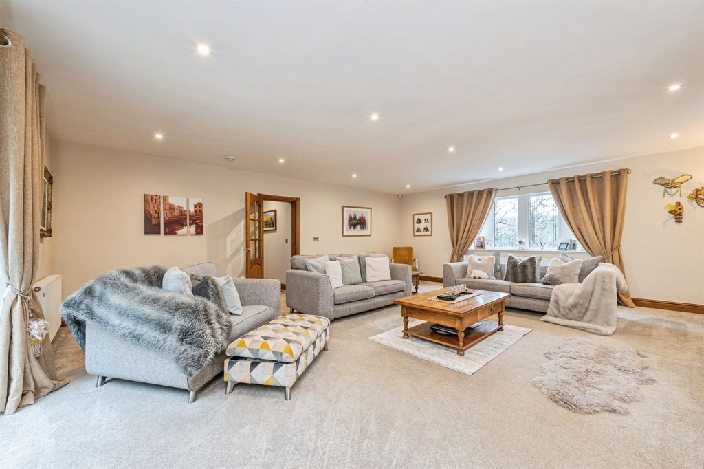Additional image 7 of 5 bed detached house for saleBlackbrook Court, Brighouse HD6