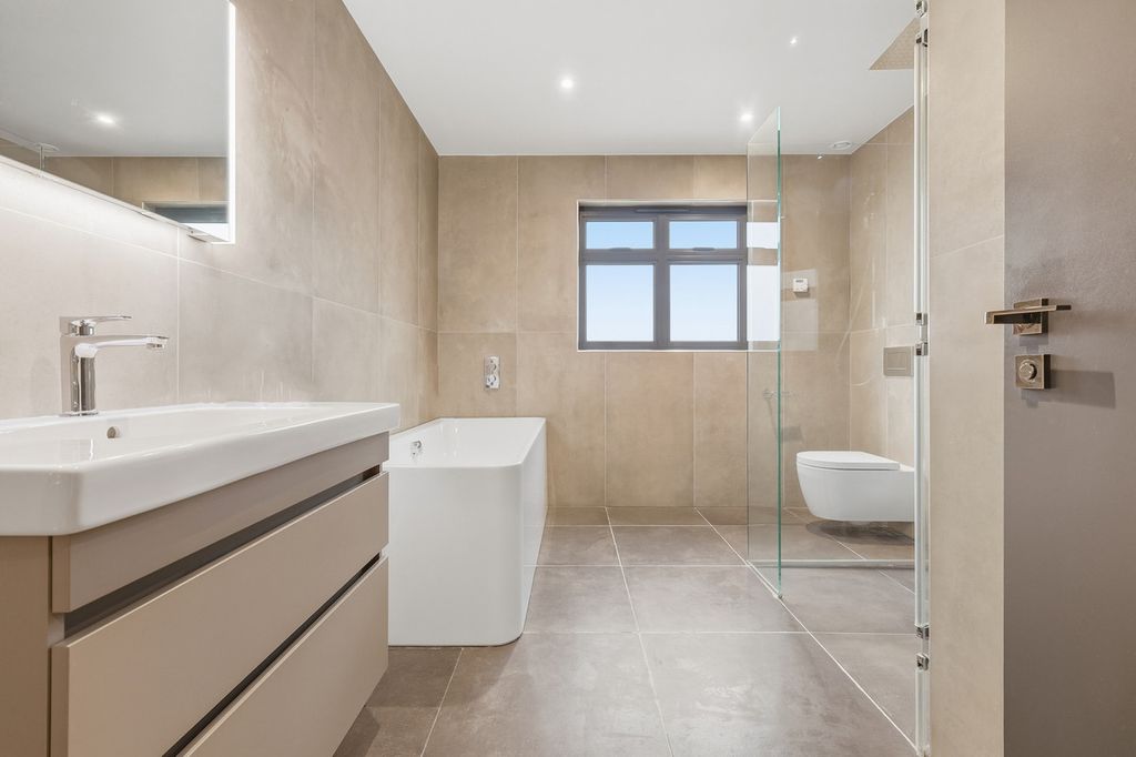 Additional image 26 of 5 bed detached house for saleHeronway, Brentwood CM13