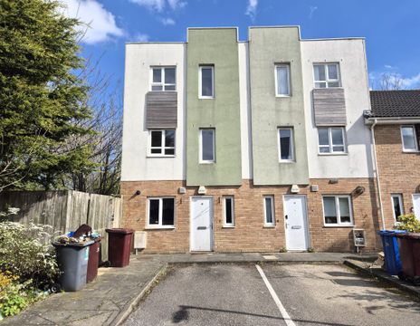 11 Hawthorne Drive, Liverpool L33