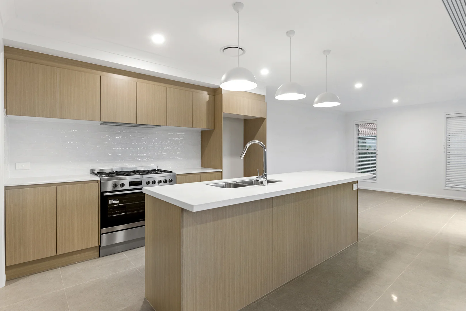 Additional image 13 of Coombabah QLD 4216