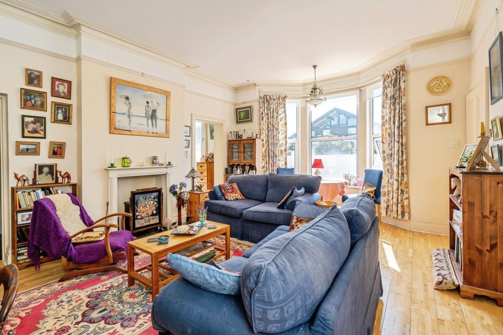 Additional image 3 of 2 bed flat for saleAldwick Avenue, Bognor Regis PO21