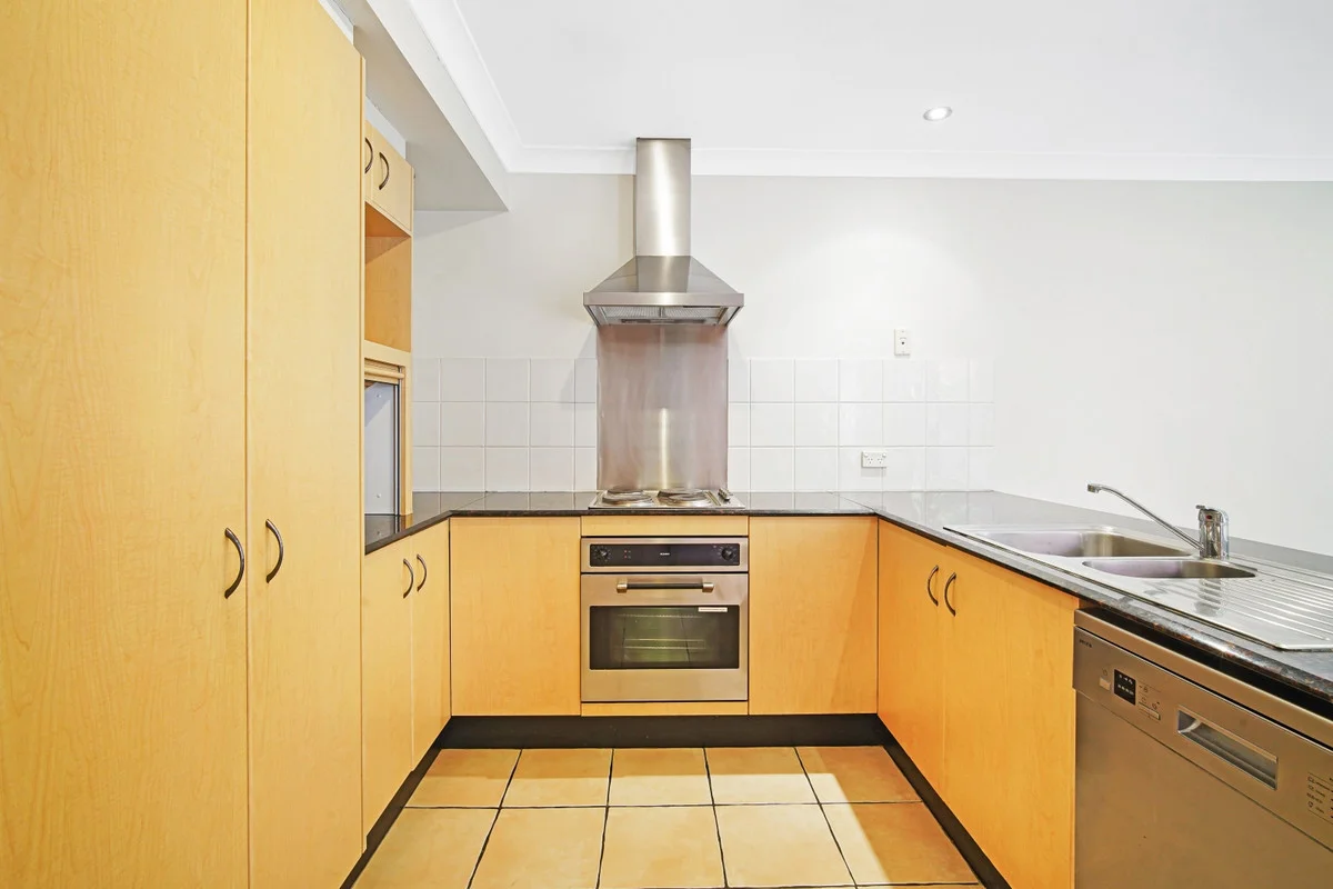 Additional image 5 of 4/18 Blake Street, Southport QLD 4215