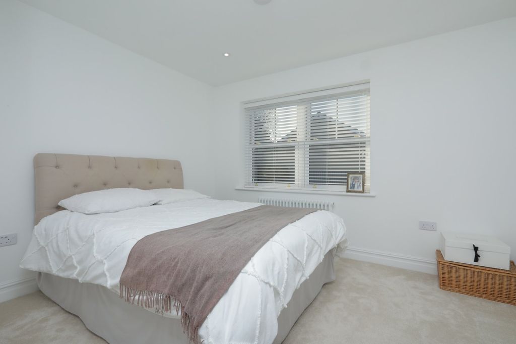 Additional image 27 of 5 bed detached house for saleSeven Stones Drive, Broadstairs, Kent CT10