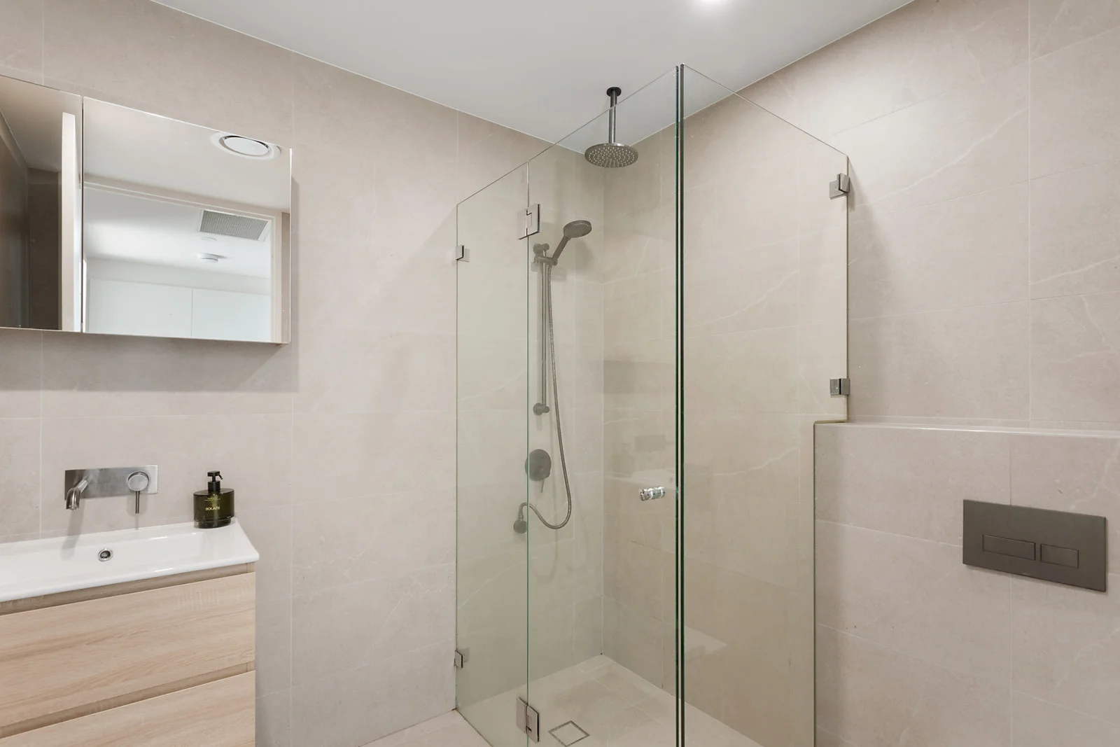 Additional image 13 of 401/18 Neild Avenue, Darlinghurst NSW 2010