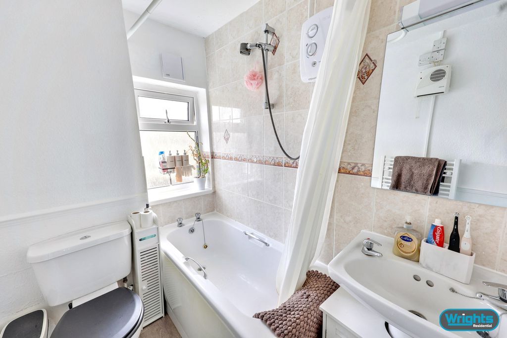 Additional image 10 of 2 bed flat for salePrincess Gardens, Hilperton BA14