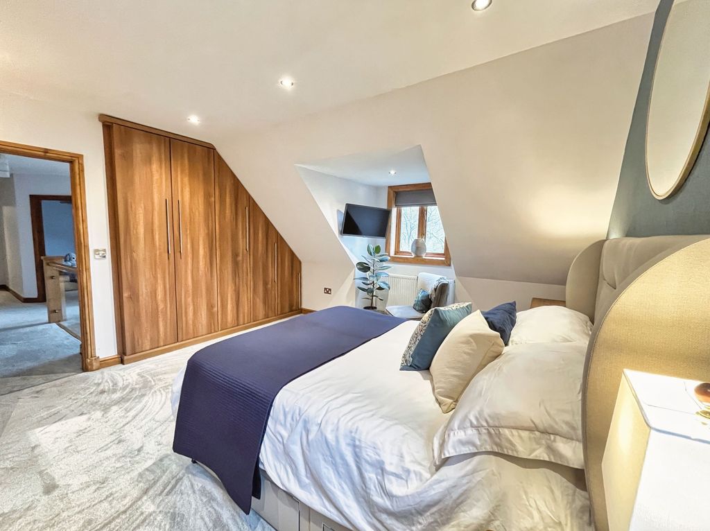 Additional image 16 of 4 bed detached house for saleThistledome, 25 Oakmead Road, Llanharan, Pontyclun CF72