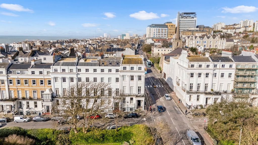 Additional image 46 of 3 bed flat for saleSussex Square, Brighton, East Sussex BN2