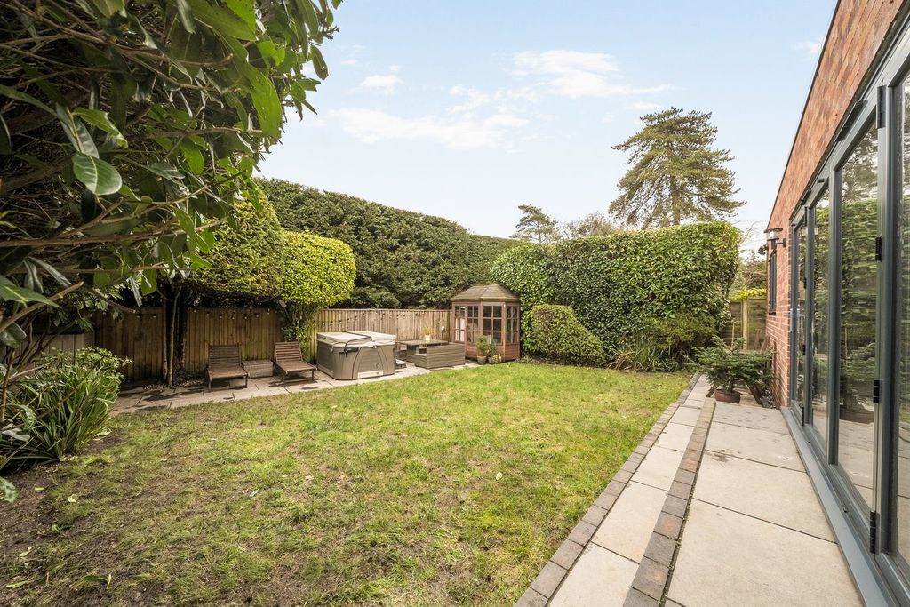Additional image 16 of 4 bed detached house for saleRhinefield Close, Brockenhurst SO42