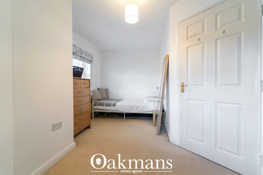 Additional image 11 of 2 bed flat for saleNewton Square, Bromsgrove, Worcestershire B60