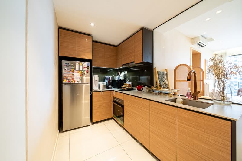 10 Hillview Rise photo 2