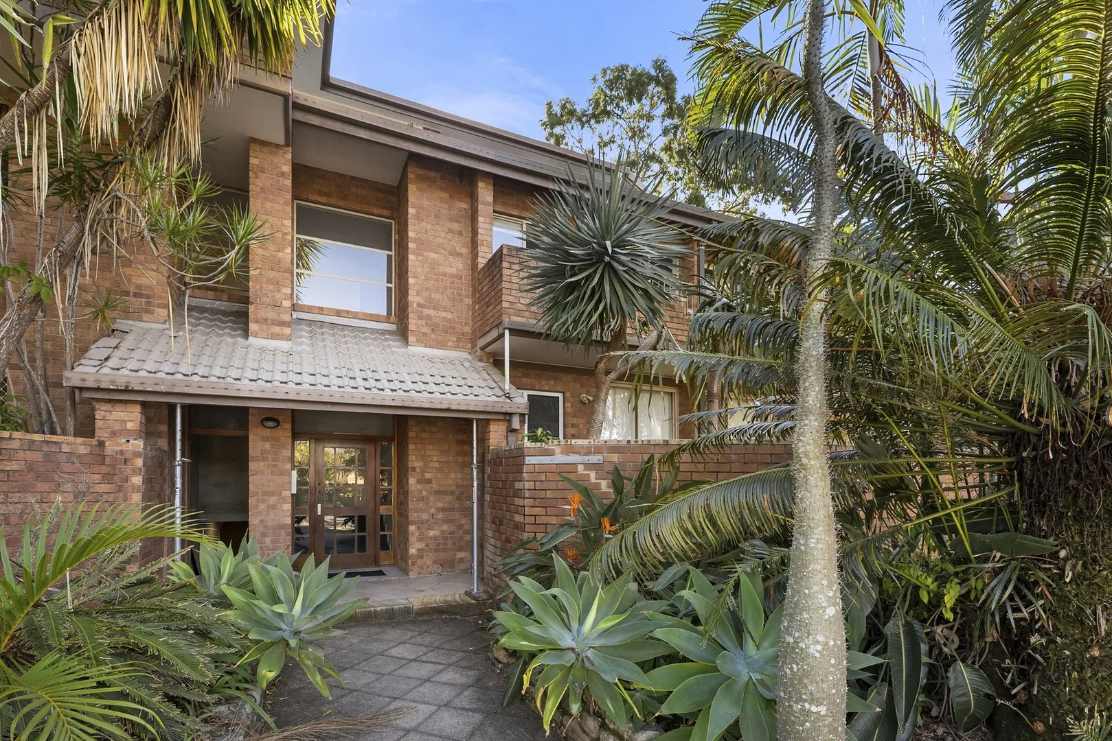 6/8 Carr Street, St Lucia QLD 4067