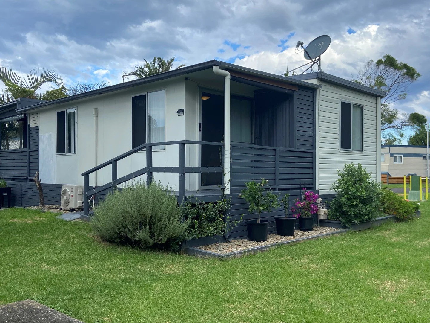 50/50 Junction Road, Barrack Point NSW 2528