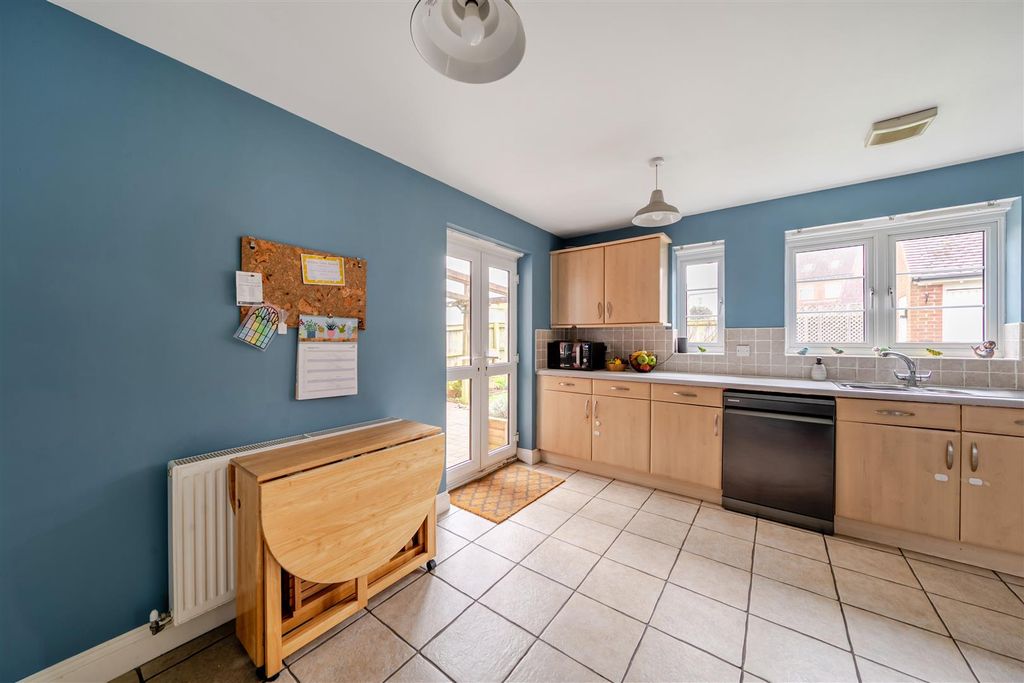 Additional image 18 of 4 bed link detached house for saleCobham Road, Blandford Forum DT11