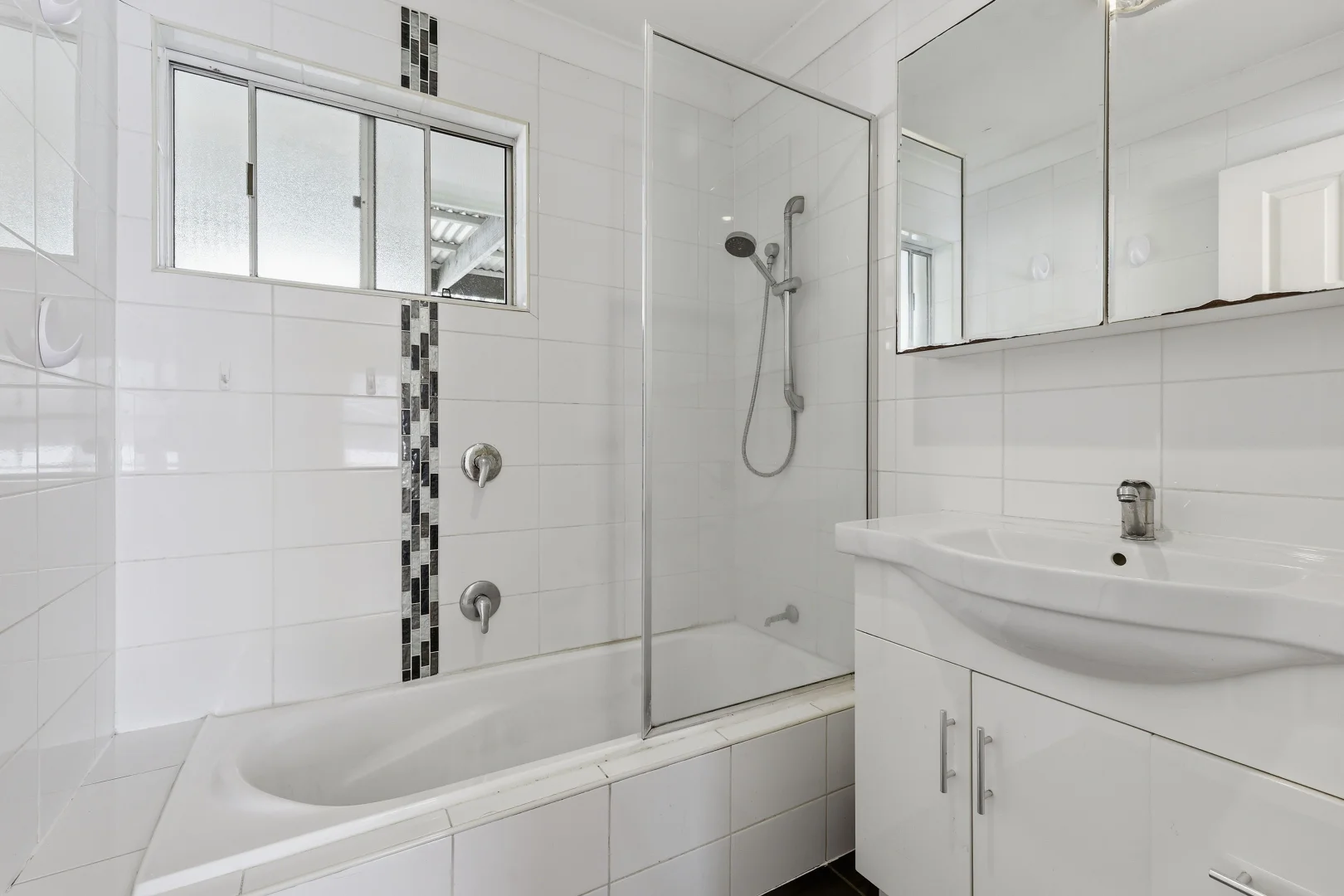Additional image 9 of 2/22 Whichello Street, Newtown QLD 4350