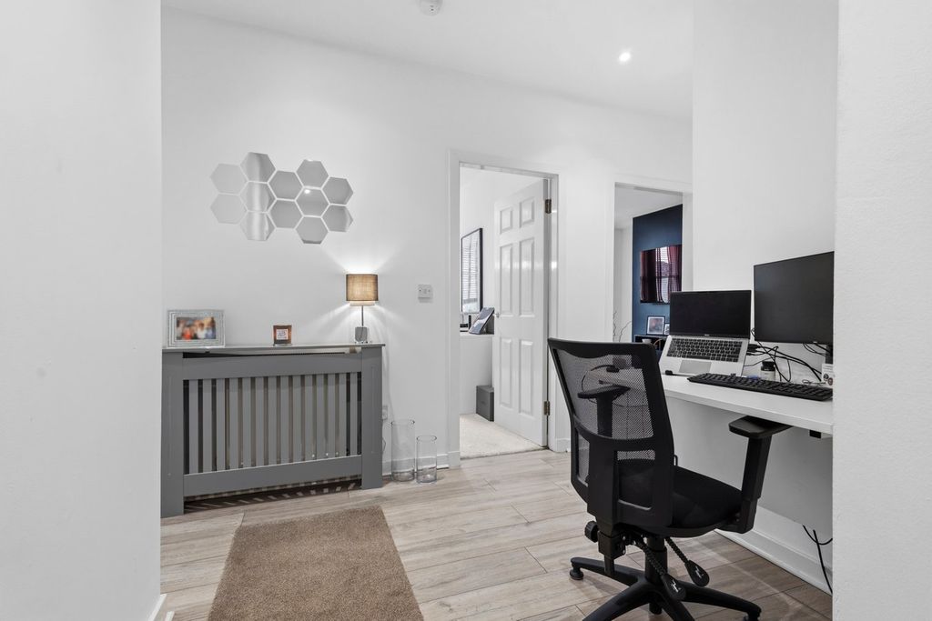 Additional image 7 of 3 bed flat for saleBridge Street, Galston KA4