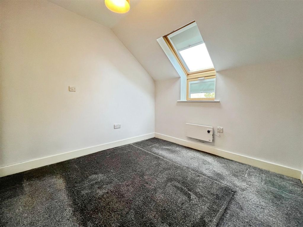 Additional image 11 of 2 bed flat for saleHarrogate Road, Bradford BD2