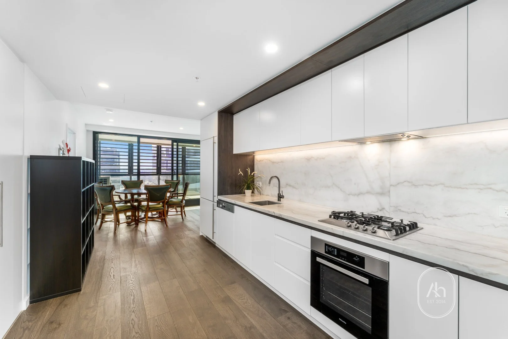 2307/828 Whitehorse Road, Box Hill VIC 3128