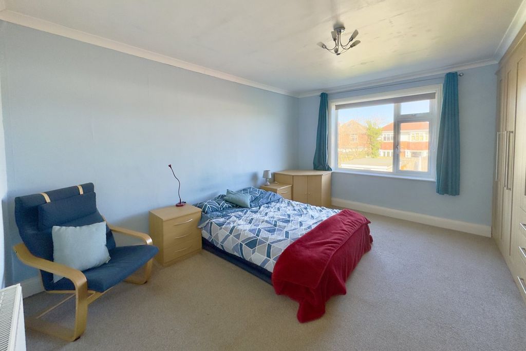Additional image 13 of 2 bed flat for saleStrouden Avenue, Queens Park, Bournemouth BH8