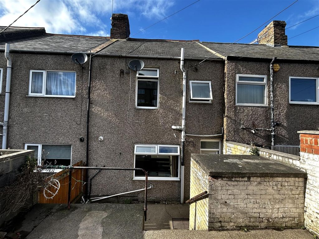 2 bed property for saleBeech Grove, Prudhoe NE42