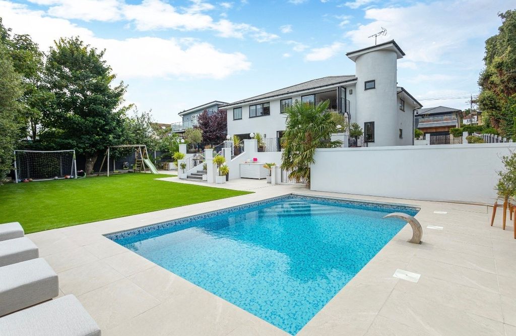 Additional image 4 of 4 bed detached house for saleNorth Foreland Avenue, Broadstairs, Kent CT10