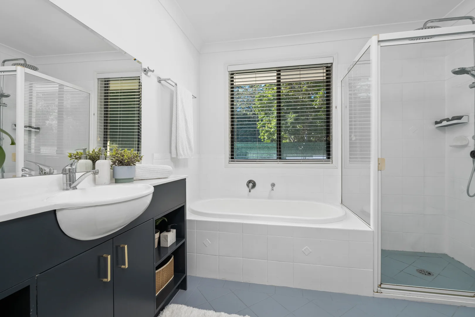Additional image 10 of 4 Bannister Drive, Erina NSW 2250