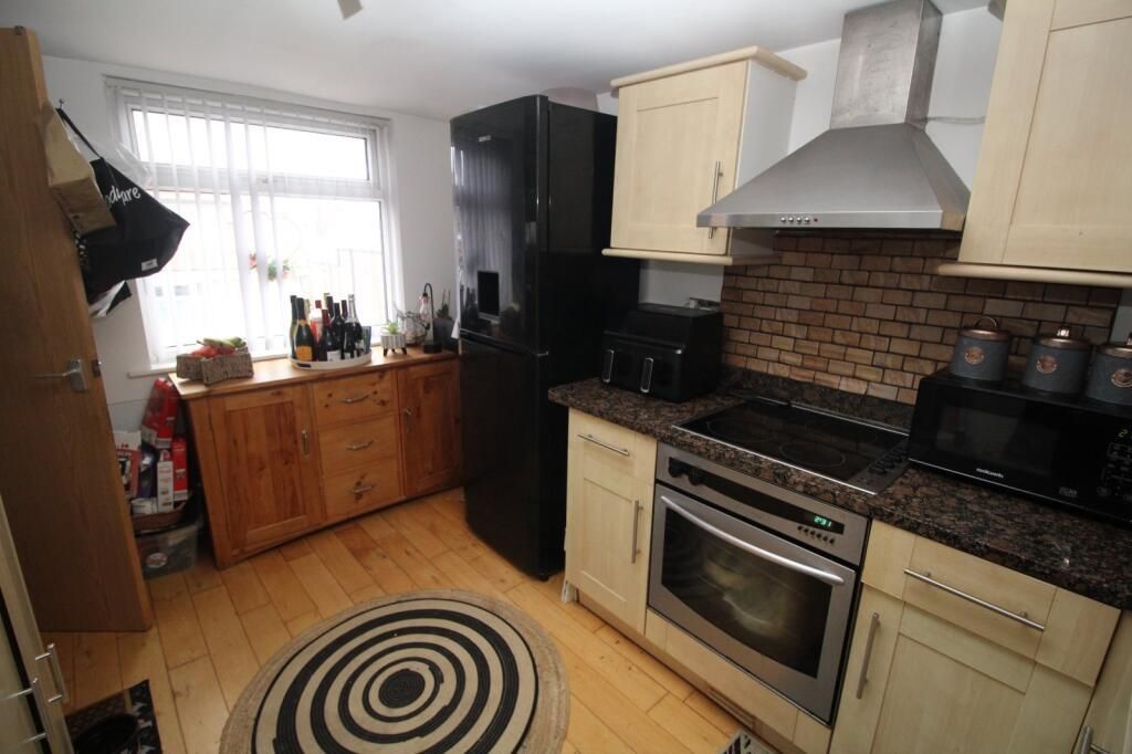 Additional image 6 of 2 bed flat for saleSummerfield Road, Bridlington YO15