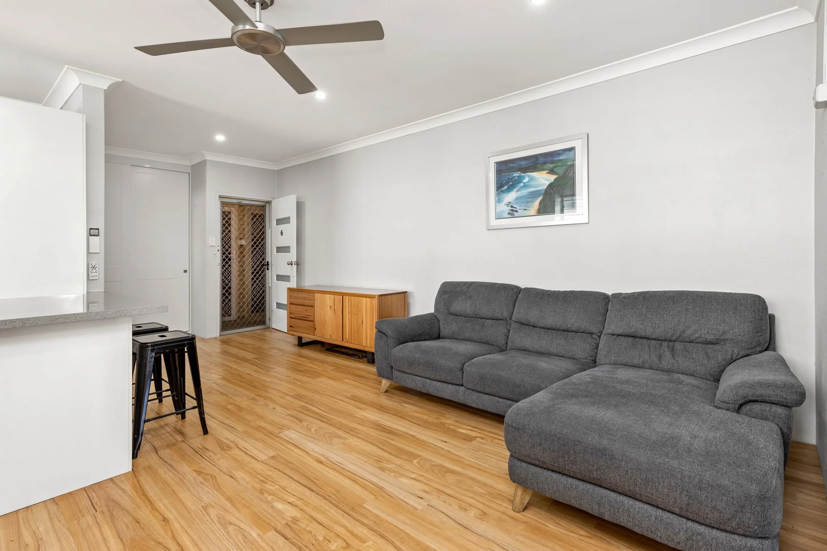 6/34 Selwyn Street, Merewether NSW 2291 photo 5