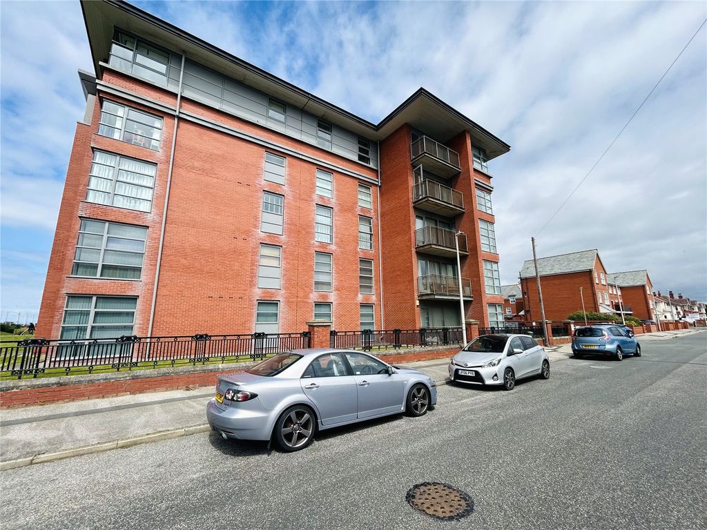 Additional image 20 of 2 bed flat for saleQueens Promenade, Bispham, Blackpool FY2