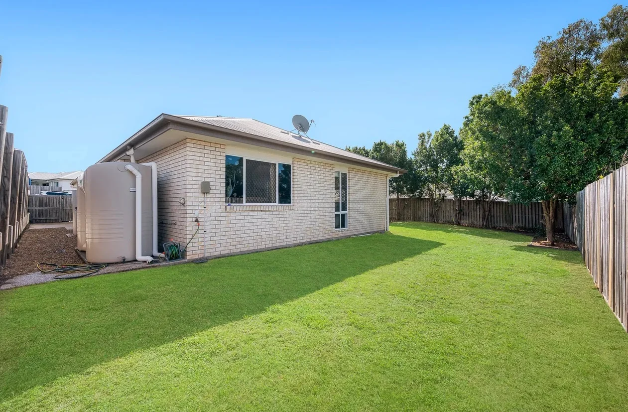 Additional image 2 of 3 Isla Court, New Auckland QLD 4680