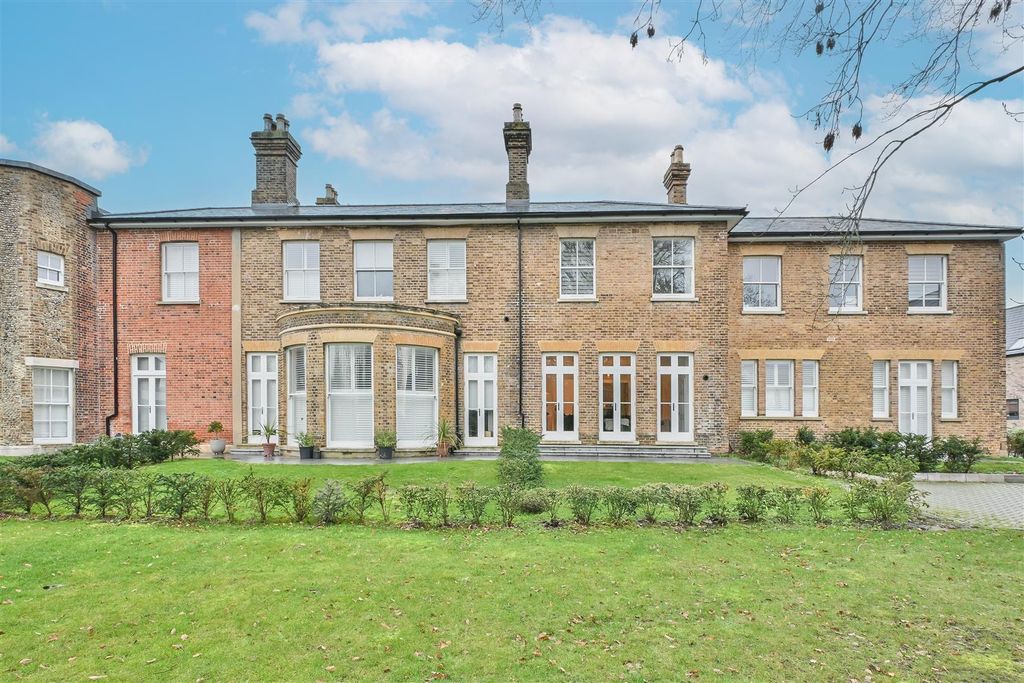 Additional image 12 of 2 bed flat for saleLa Plata House, Brentwood CM14