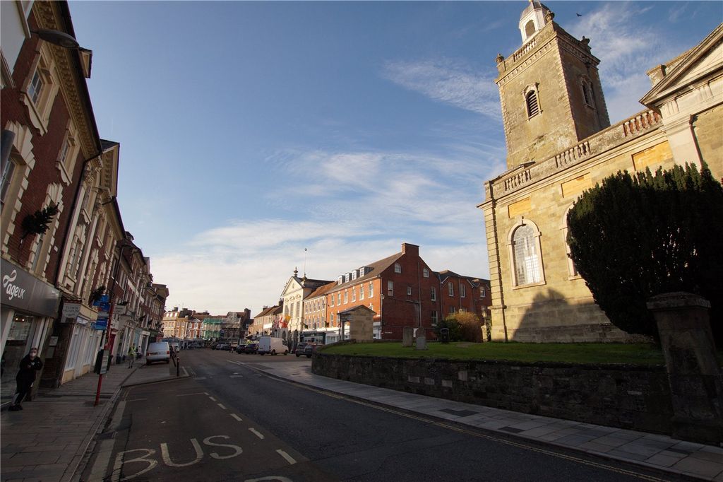 Additional image 9 of 1 bed flat for saleIsabella Court, West Street, Blandford Forum, Dorset DT11