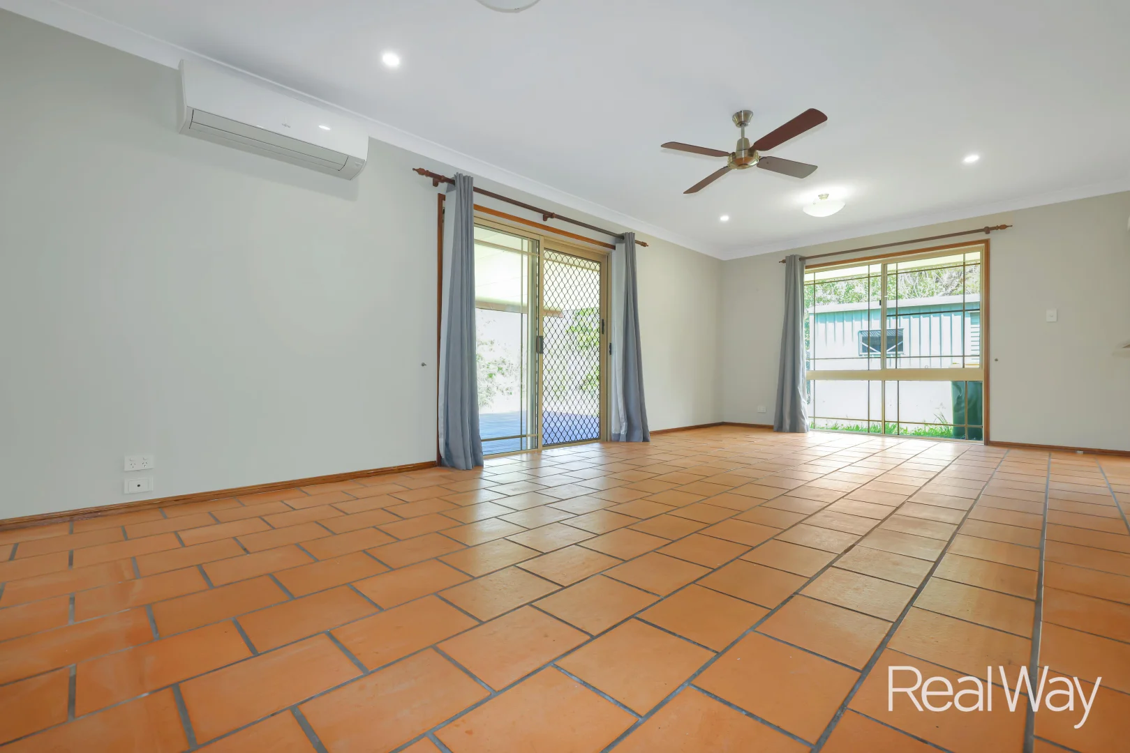 Additional image 4 of 61-63 Boscawan Cres, Bellbird Park QLD 4300