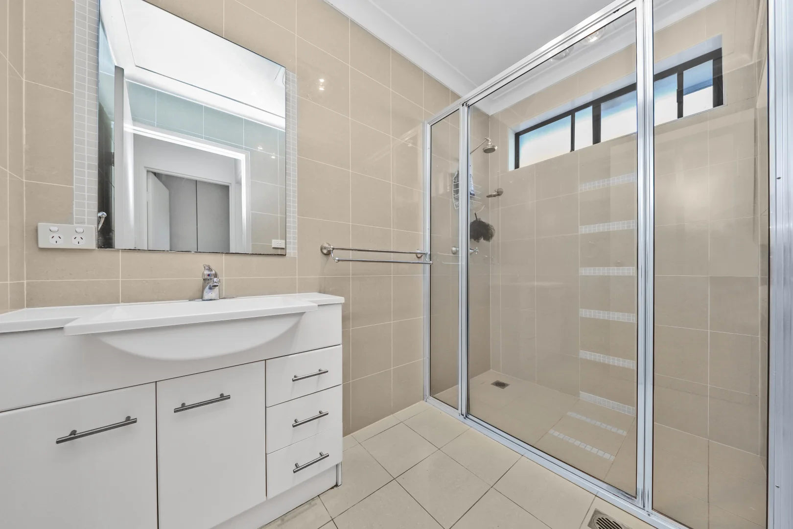 Additional image 6 of 8/176 Capper Street, Tumut NSW 2720