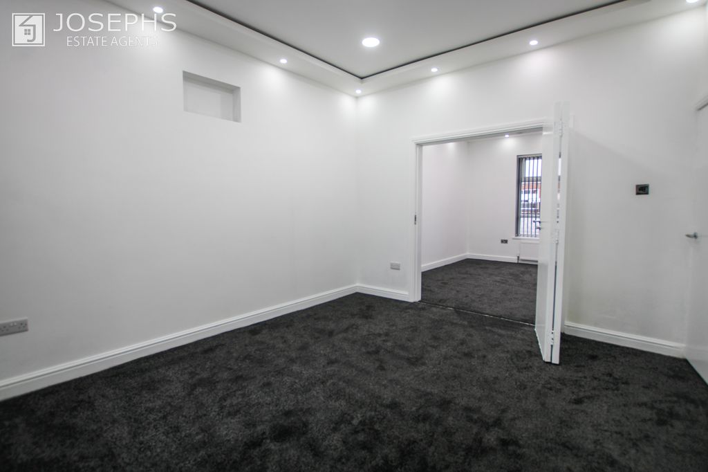 Additional image 5 of 5 bed end terrace house for saleEllesmere Road, Bolton BL3