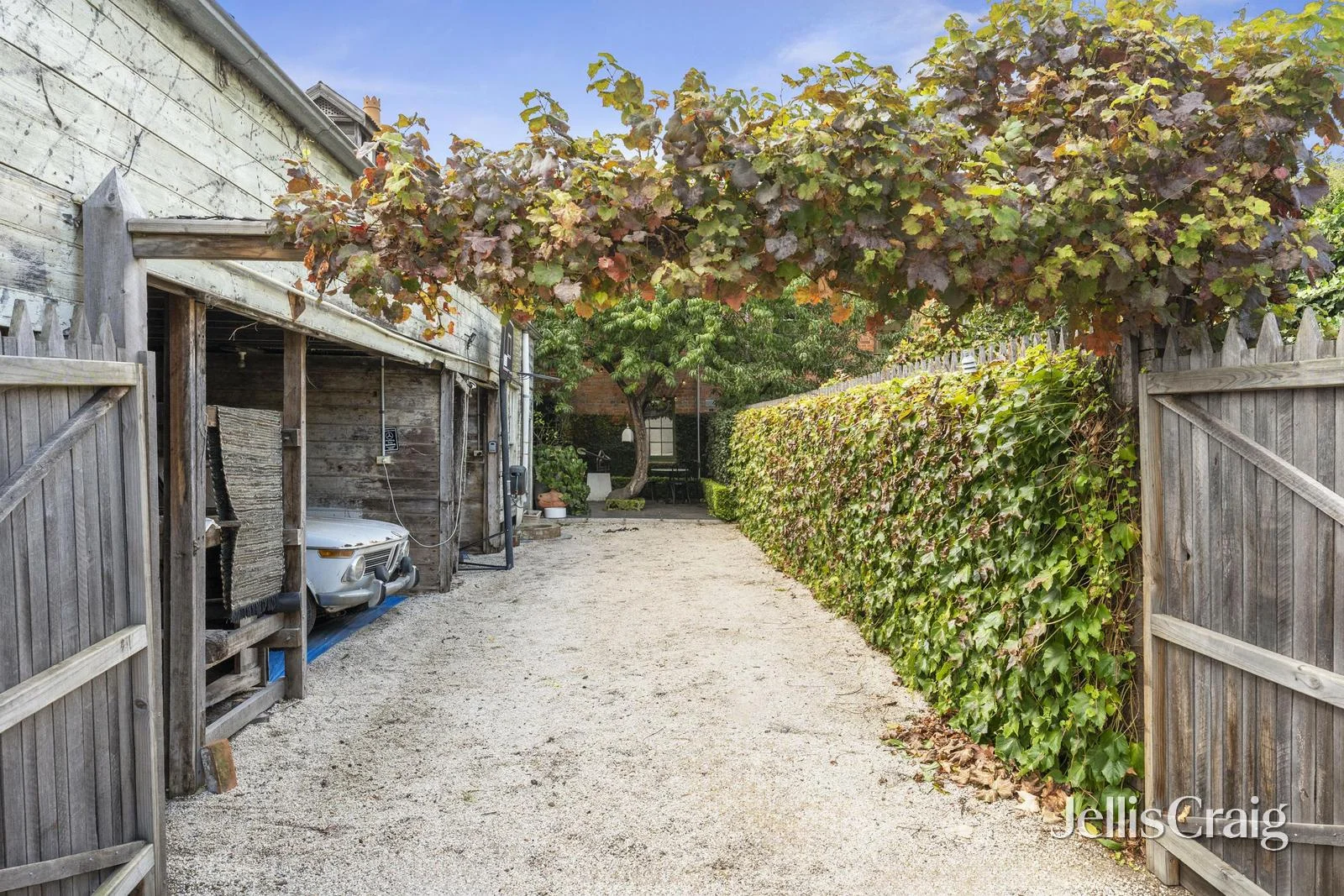 Additional image 13 of 266 Latrobe Terrace, Newtown VIC 3220
