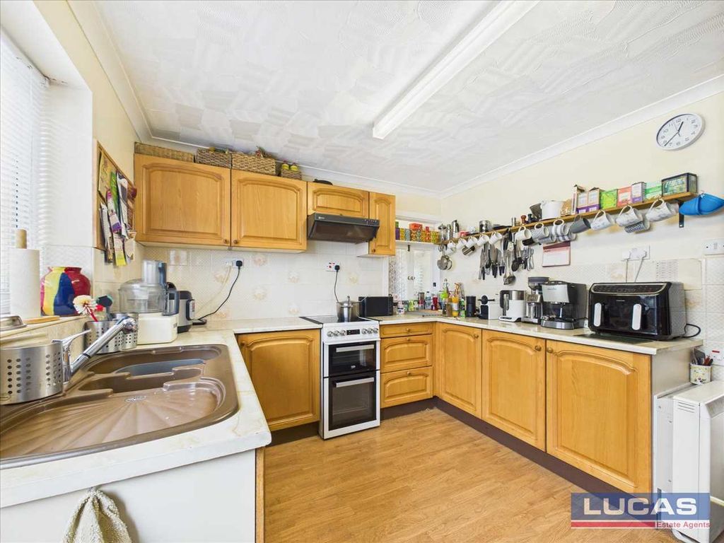 Additional image 8 of 3 bed detached bungalow for saleCrud Yr Awel, Newborough LL61