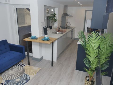 Hearsall Lane, Coventry CV5